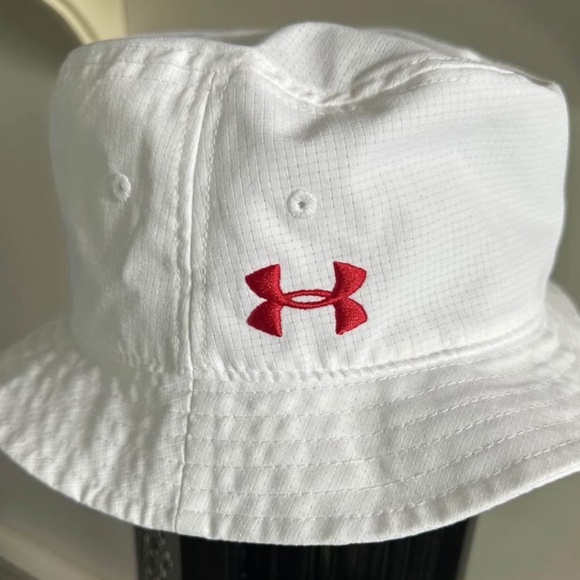 Kids / Youth Under Armour Maple Leaf Bucket Hat - Picture 1 of 2